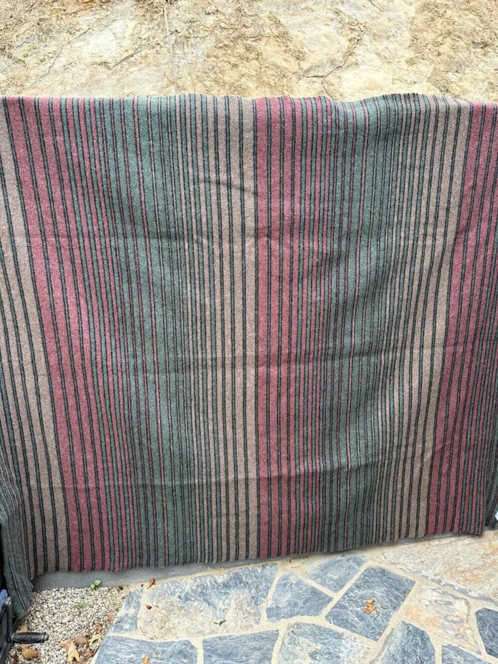Pendleton Yakima Camp Blanket (Queen) in discontinued color
